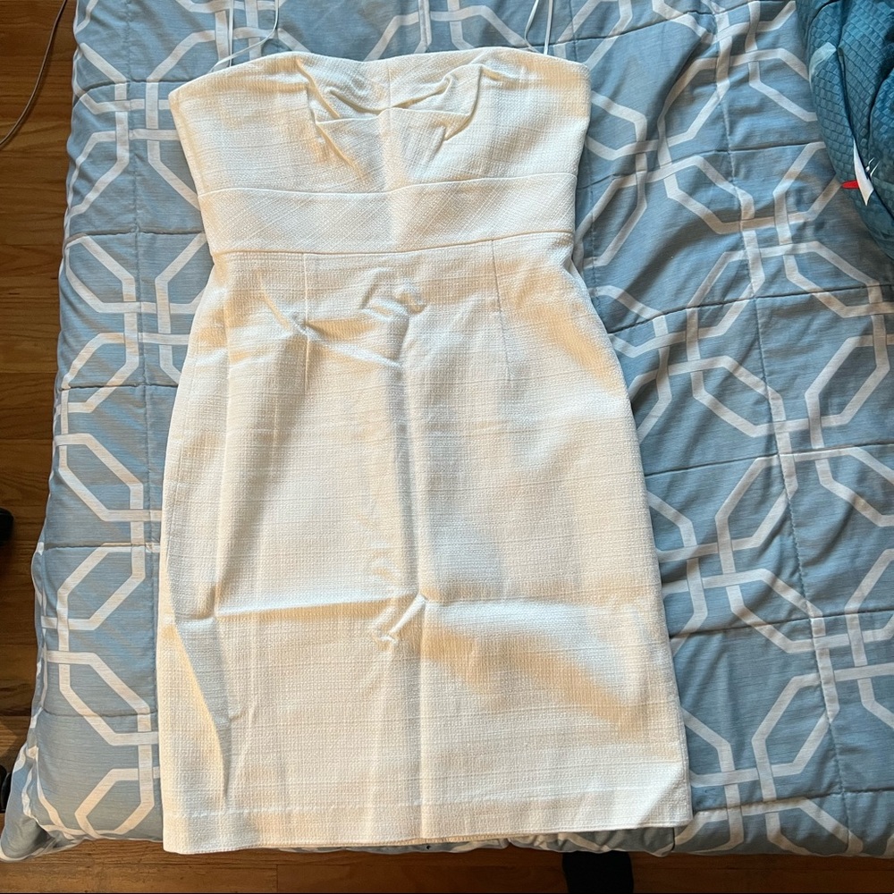 Dress, strapless